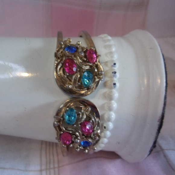 Multi Color Rhinestone Gold Tone Clamp Bracelet - Picture 7 of 12